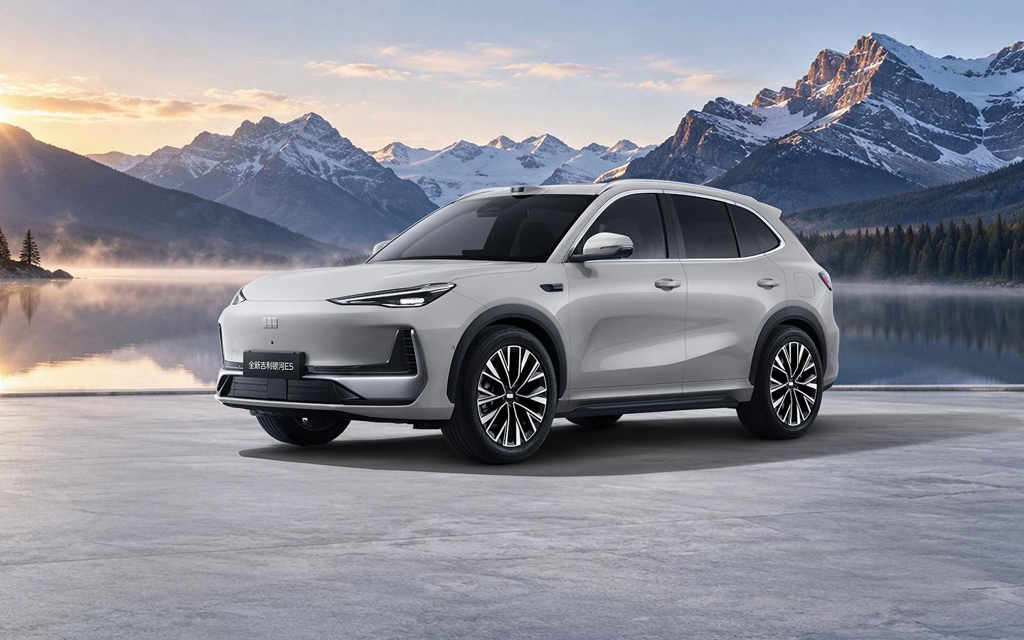 Geely обновила кроссовер EX5. Он получил задний привод и новый мотор