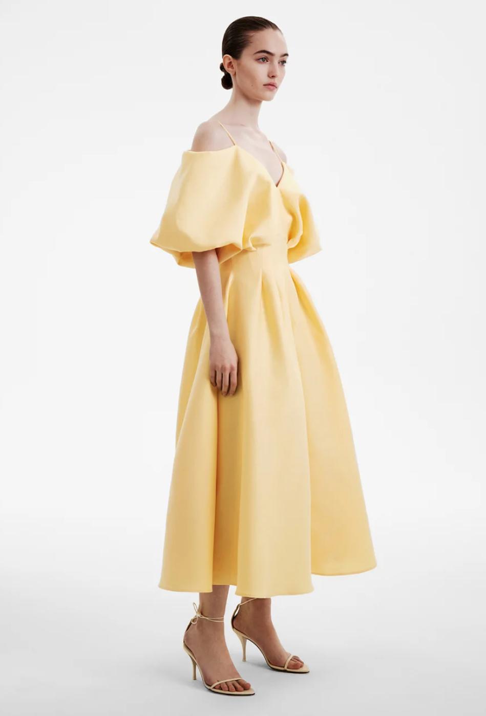 Платье, 1811 Eighteen One One, 29 990 руб. (1811stores.com)