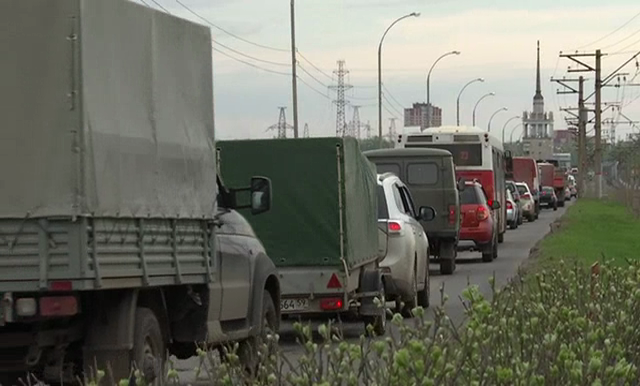 «Трафик можно было организовать лучше»: губернатор о пробках на КамГЭС