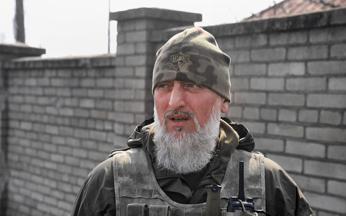 Путин присвоил депутату от Чечни звание генерала
