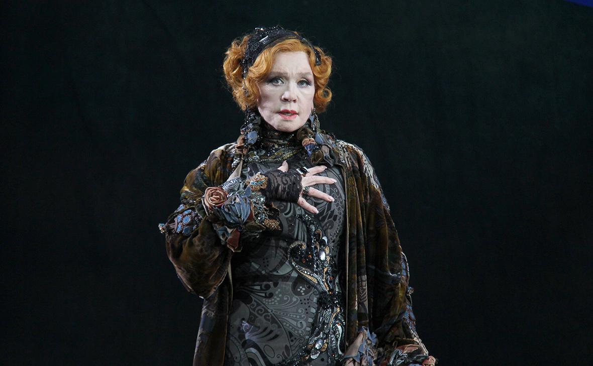 Вера Алентова