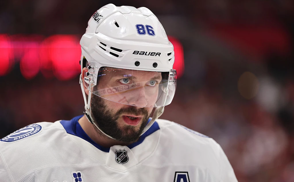 Carmen Mandato / Getty Images