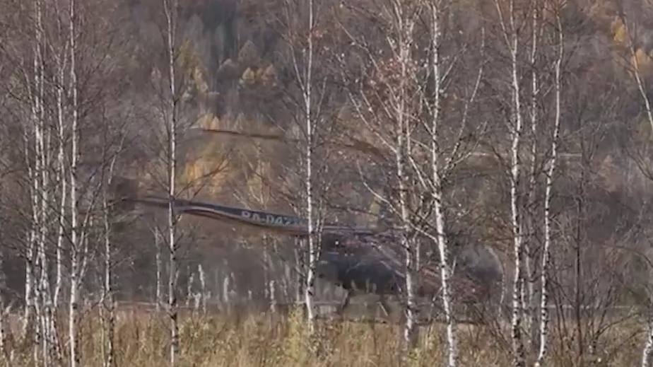 Вертолетный отряд привлекли для поисков пропавшей близ Красноярска семьи