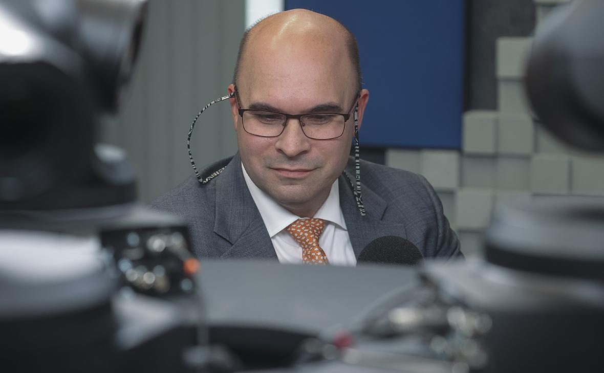 Заботкин объяснил наследием прошлого отсутствие прогноза ЦБ по рублю
