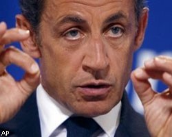 Н.Саркози ответил на критику ЕС по высылке цыган
