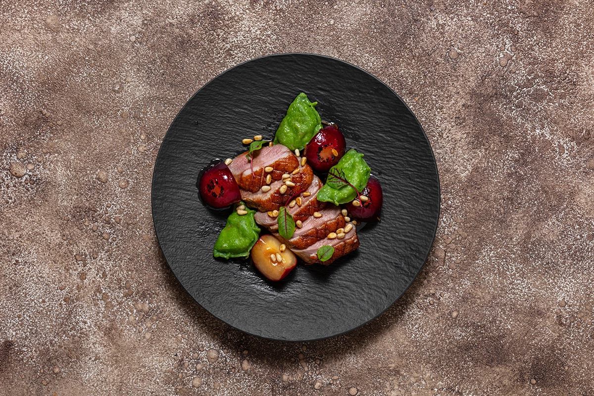 Блюдо из кологривского гуся