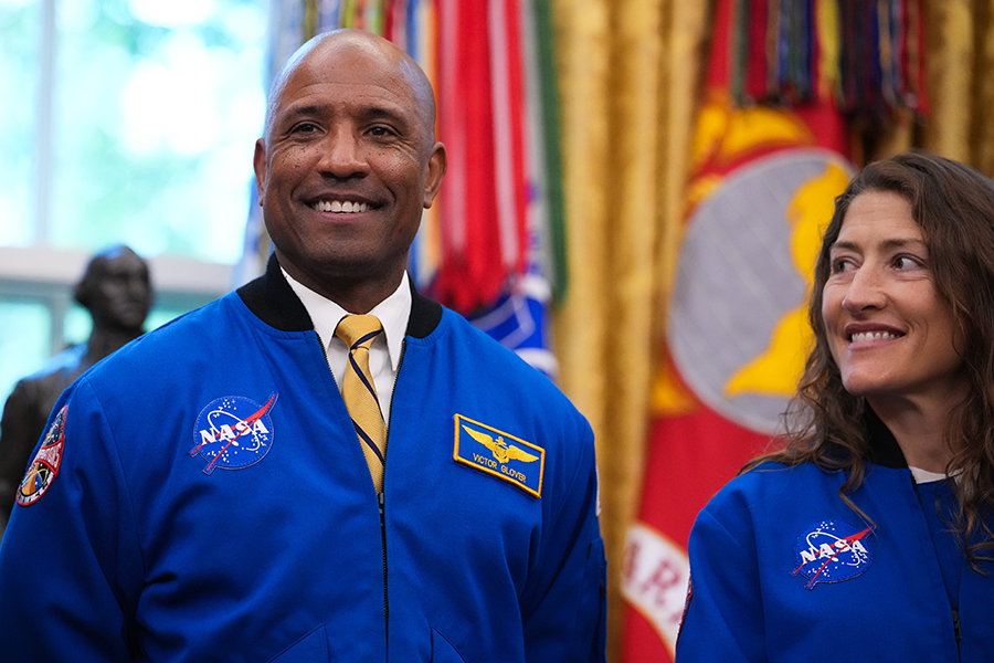 Andrew Harnik / Getty Images