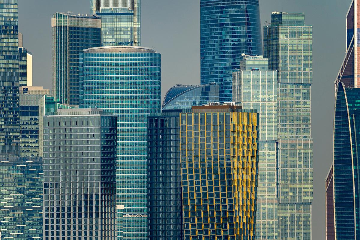 Продажи офисов выросли, но треть бизнес-центров осталась без покупателей