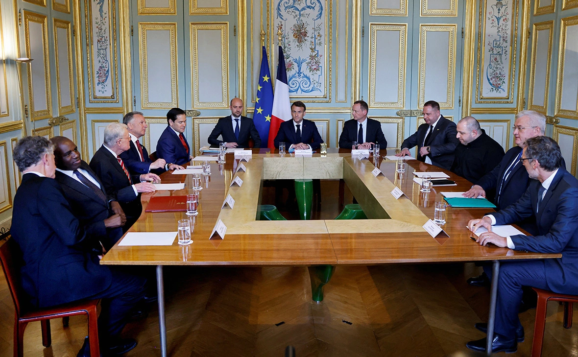 Ludovic Marin / Reuters