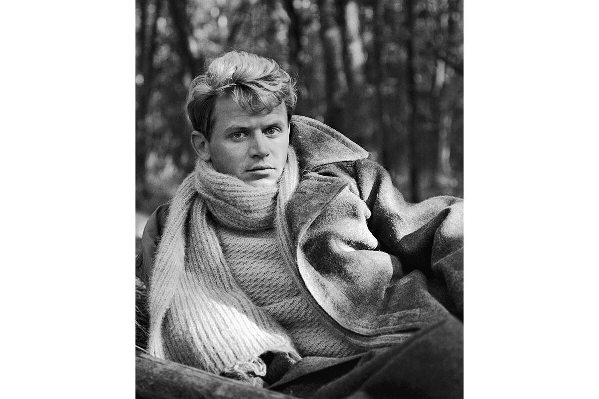 Сергей Никоненко в роли Сергея Есенина в кинофильме «Пой песню, поэт...» (1971)