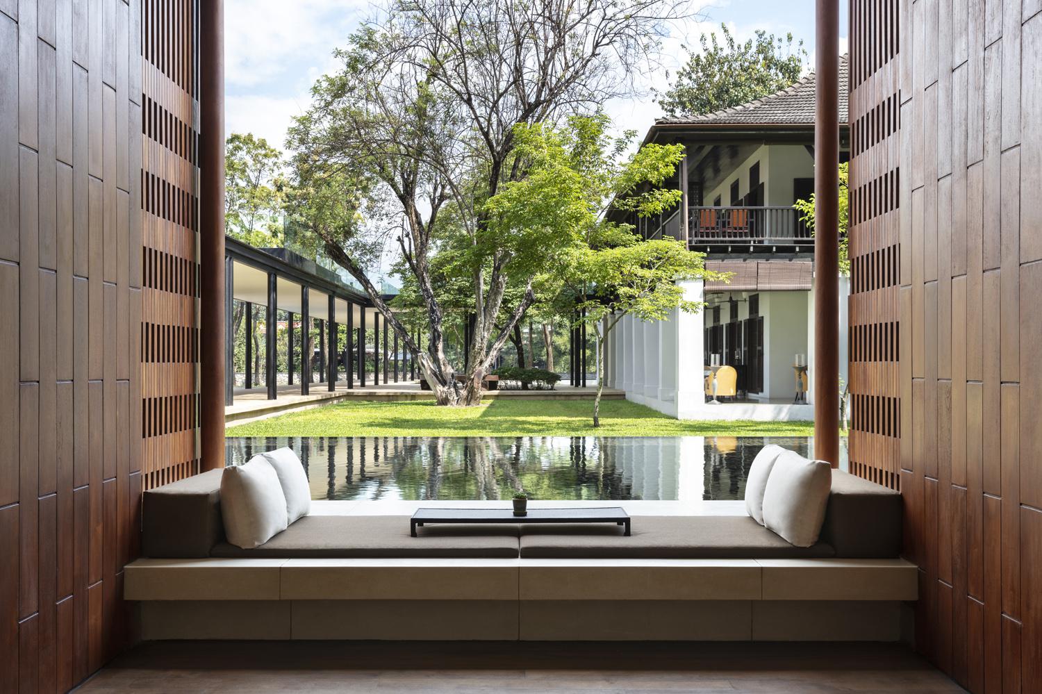 Лобби отеля Anantara Chiang Mai Resort