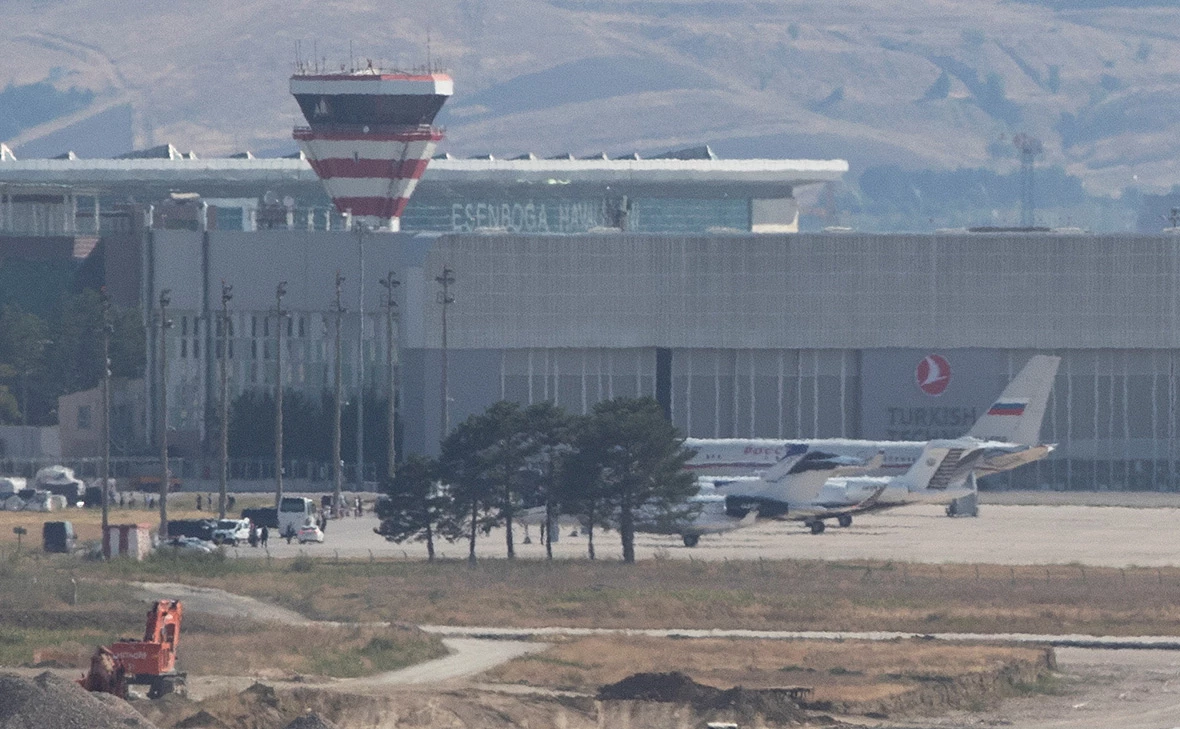 Tunahan Turhan / Reuters