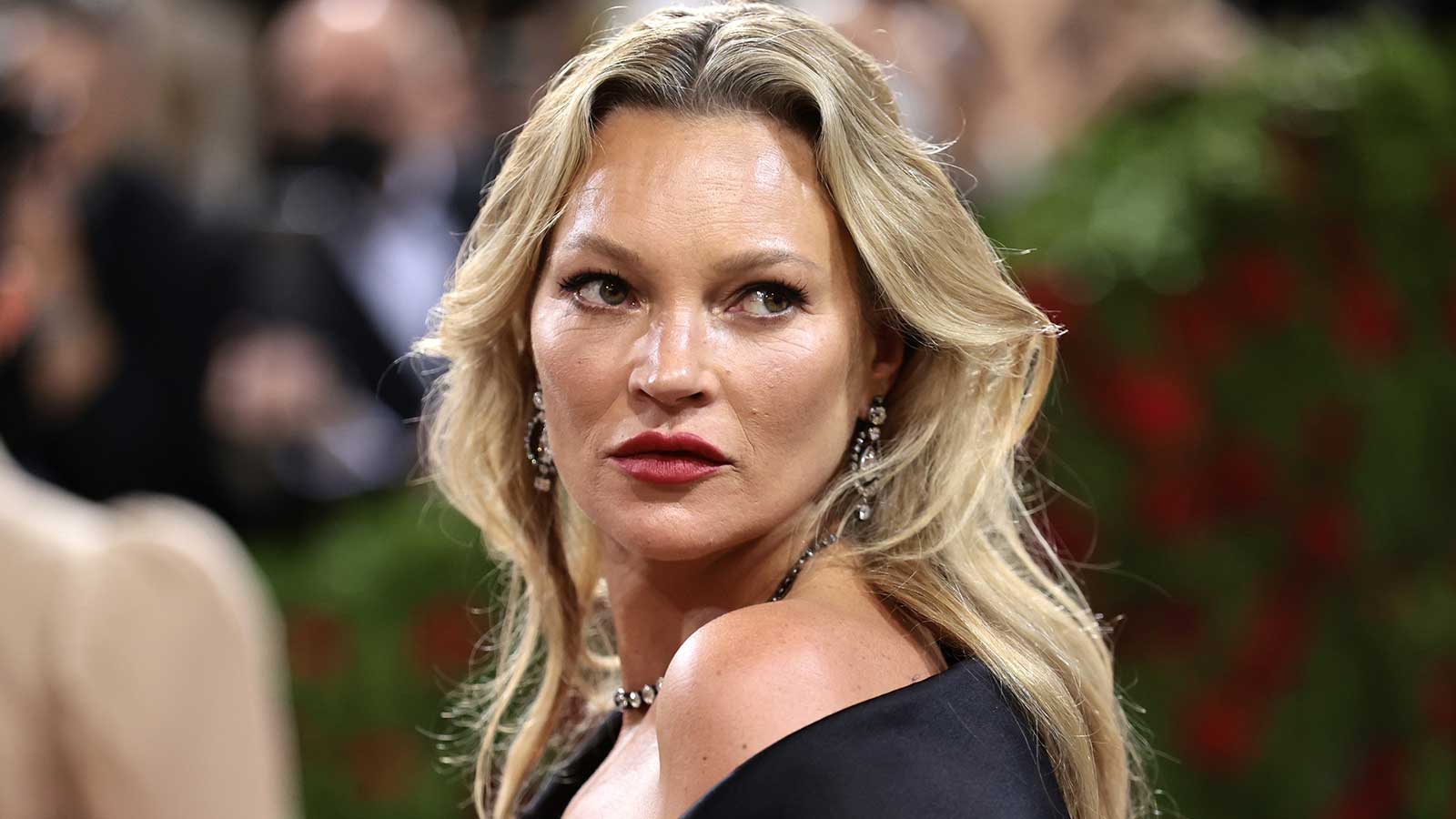 Супермодель Кейт Мосс рассказала о травле из-за чрезмерной худобы | РБК Life