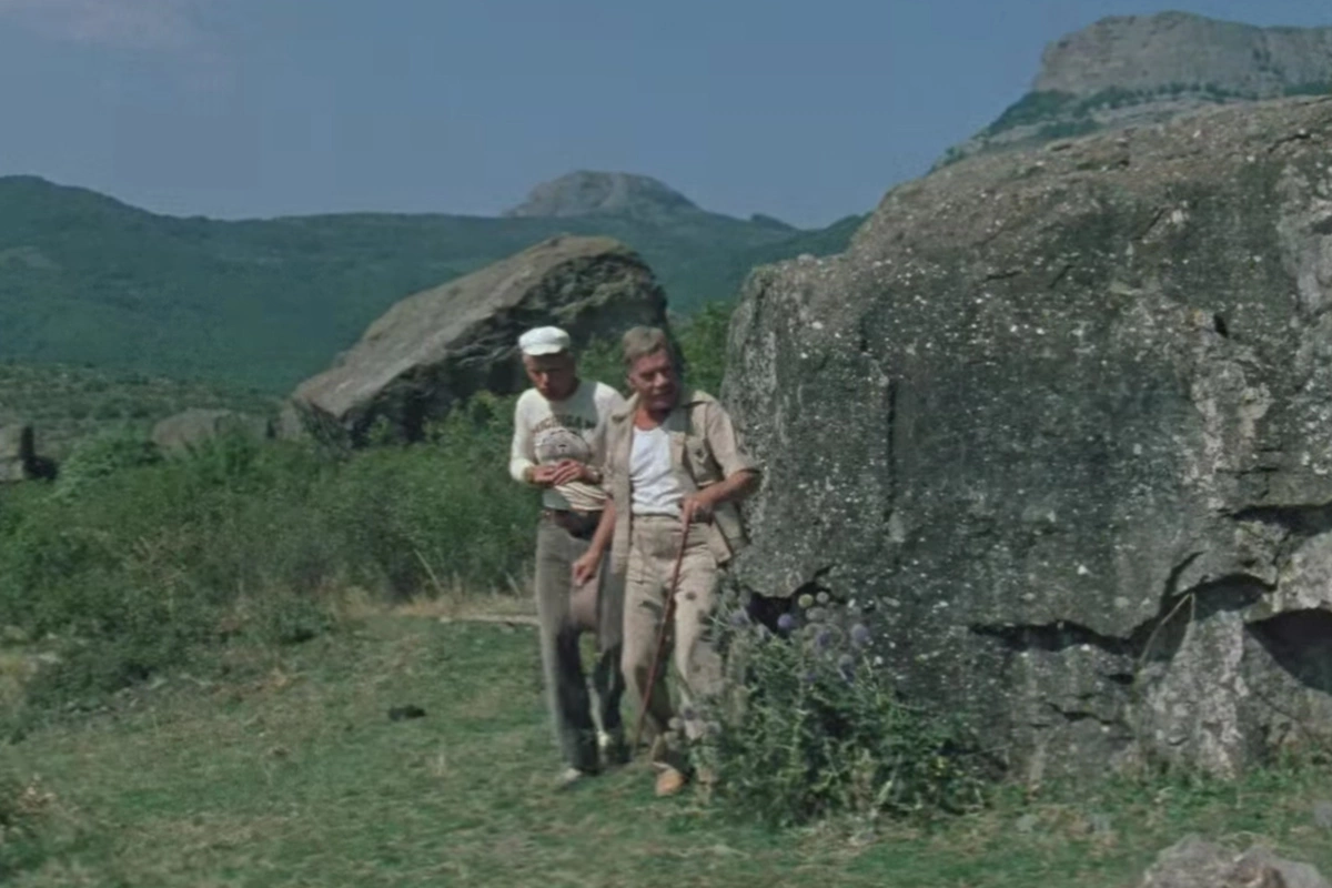 Актеры Михаил Пуговкин и Михаил Кокшенов в фильме «Спортлото-82», режиссер Леонид Гайдай, 1982 год