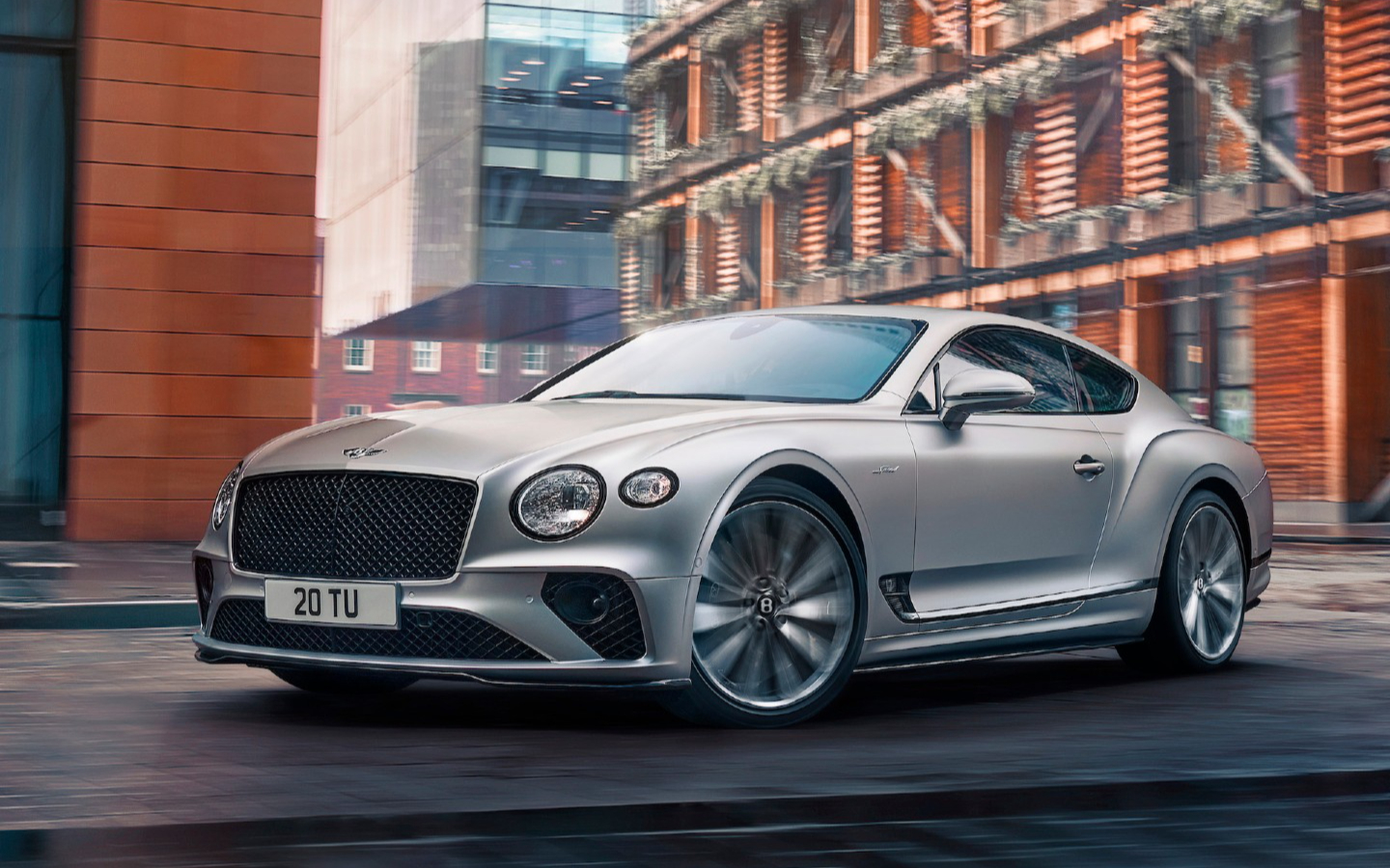 Bentley выпустил быстрейший автомобиль в своей истории