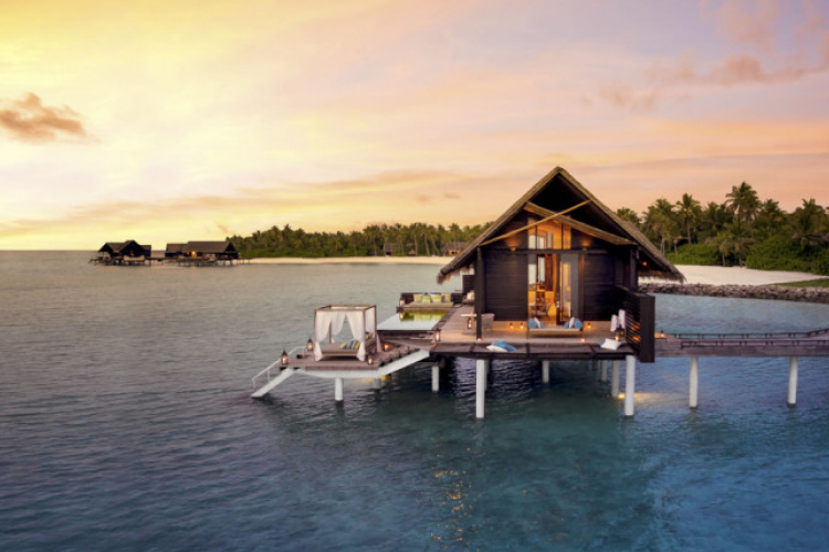 Вилла на воде Water Villa на курорте One&amp;Only Reethi Rah (Мальдивы)