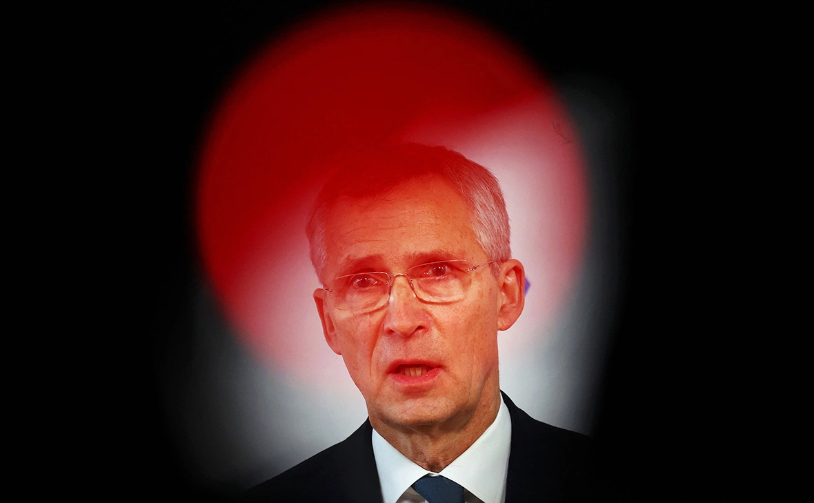 Kai Pfaffenbach / Reuters