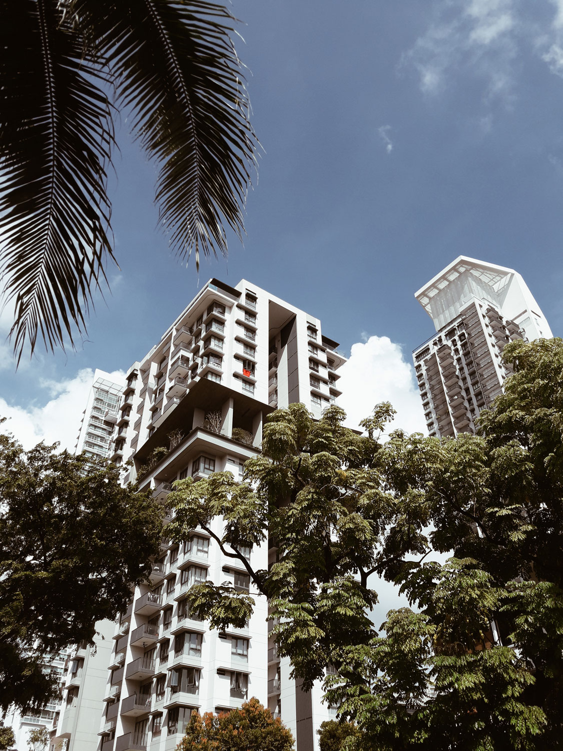 Многоэтажные сингапурские дома