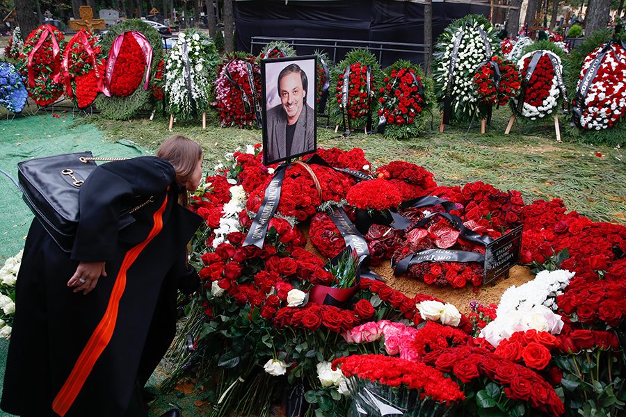 Могила Бориса Краснова на Троекуровском кладбище