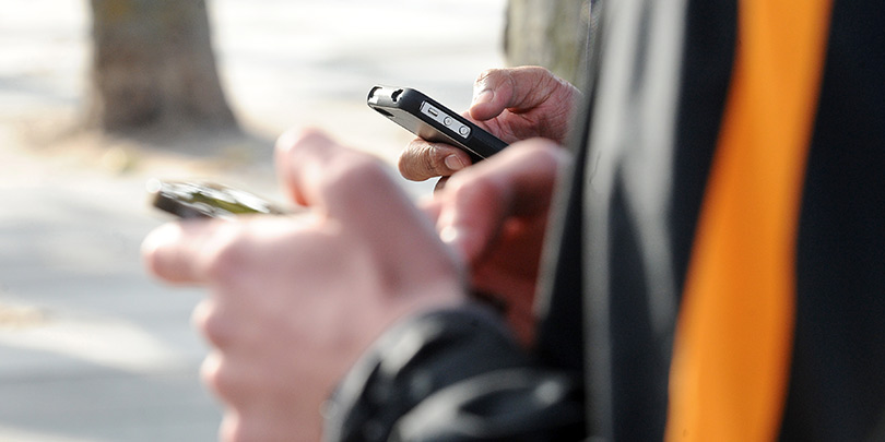 ФАС признала крупнейших сотовых операторов нарушителями из-за цен на СМС