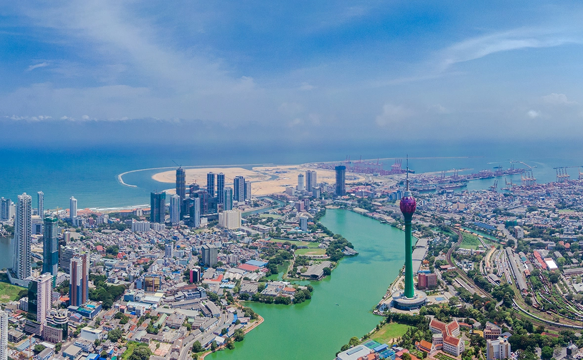 Rakhitha_w / Shutterstock