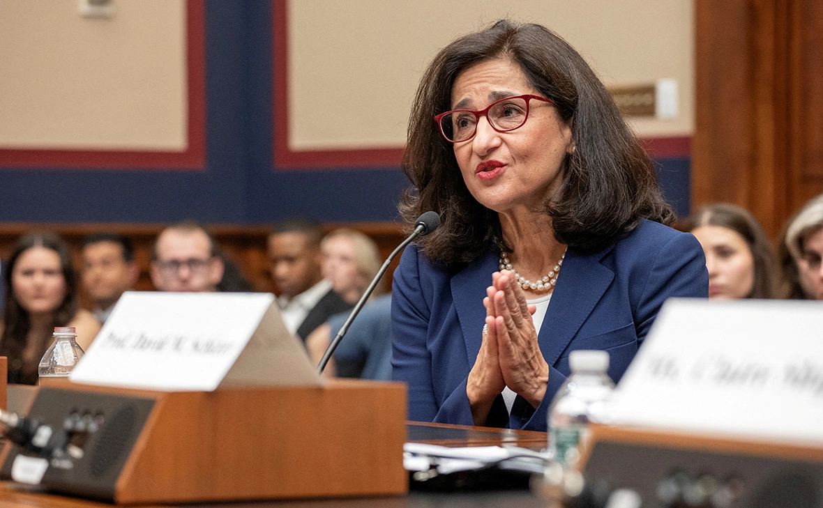 Ken Cedeno / Reuters