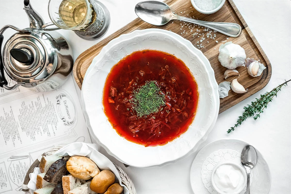 Борщ по-московски (со свежей и квашеной капустой)