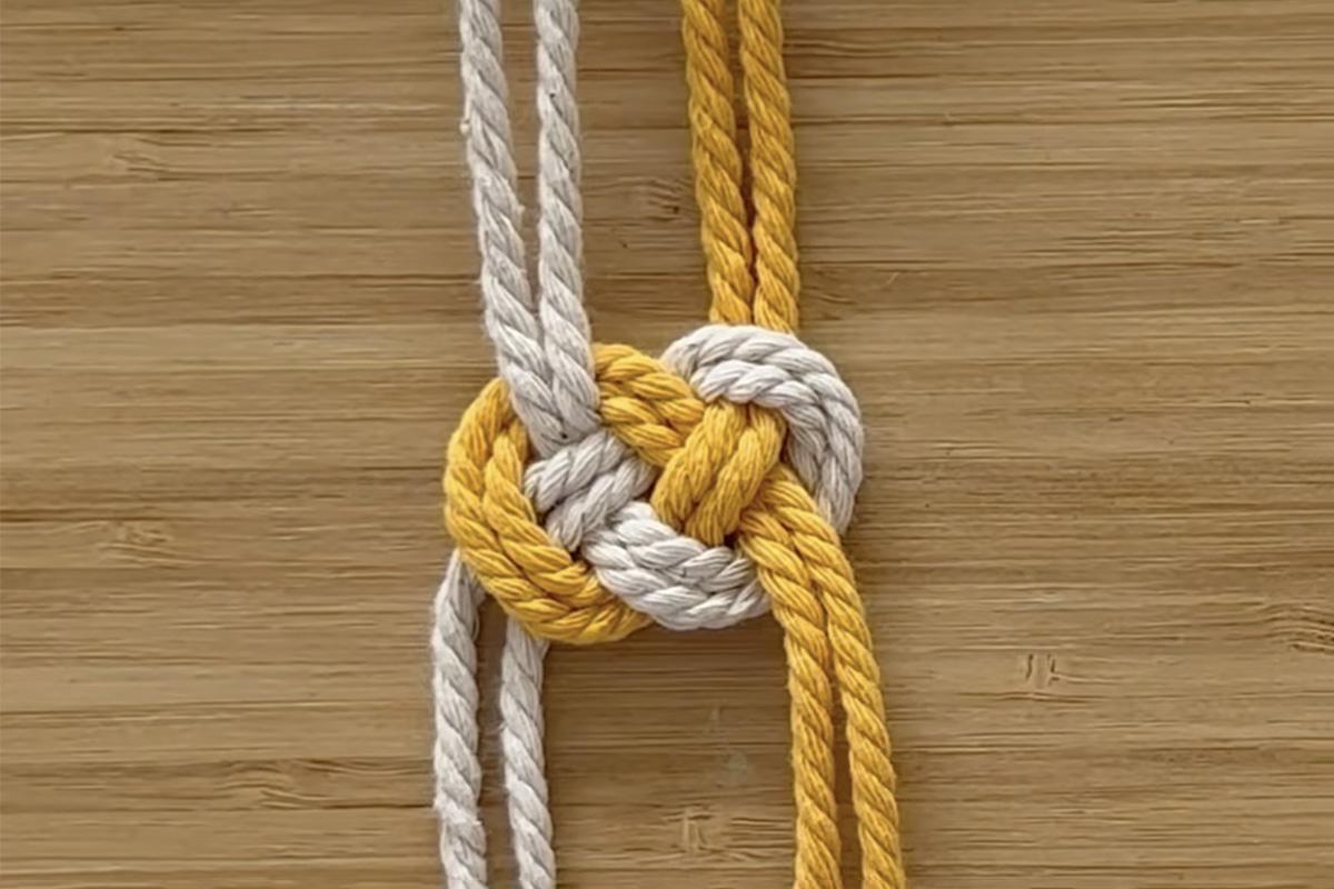 Узел «Жозефина» можно использовать в изделиях в качестве акцента