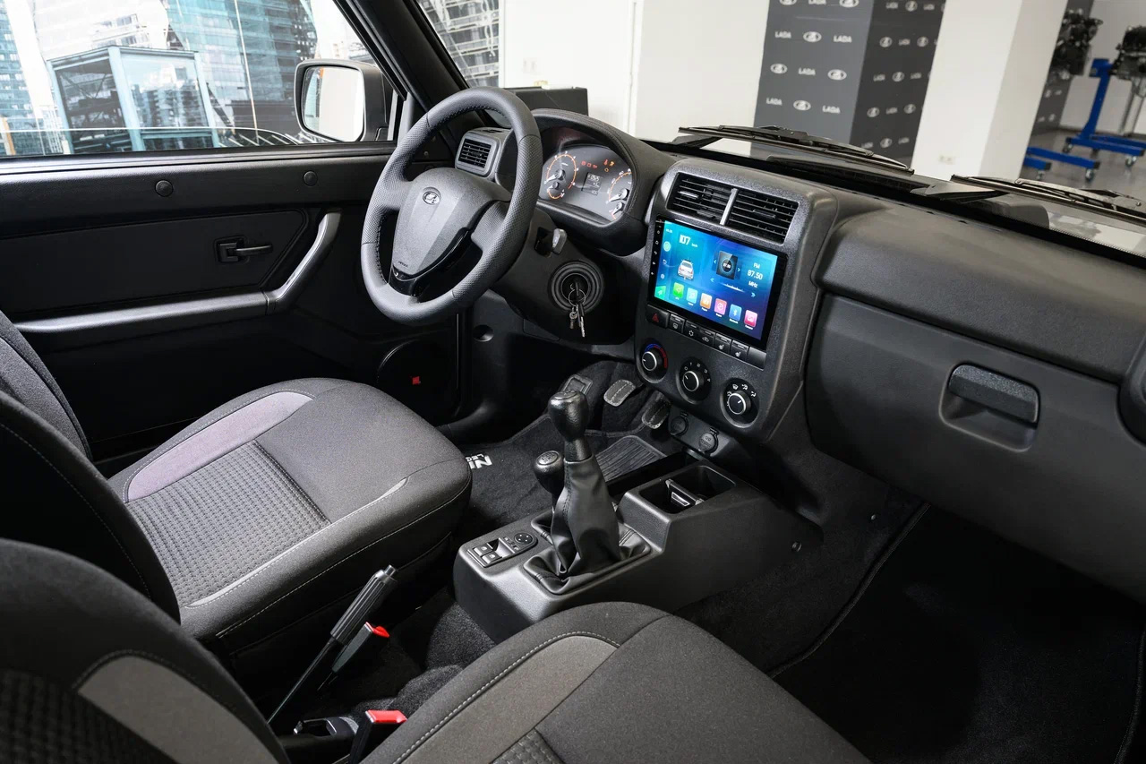 Lada Niva Legend