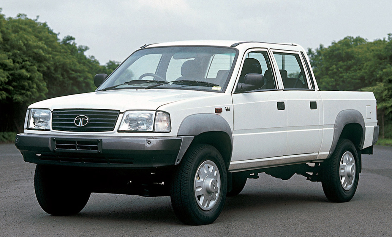 В 1988 году индийский бренд начал выпуск пикапа на собственной платформе с двигателем Peugeot и почти сразу занял четверть рынка легких коммерческих автомобилей. Чуть позже пикап начали экспортировать в ЮАР и Европу, а в Малайзии даже наладили его сборку. В 2007 году появляется наследник Tata Xenon, но оригинальный Telcoline с чуть более современной внешностью продолжает выпускаться сейчас и все еще вывозится в ЮАР.
