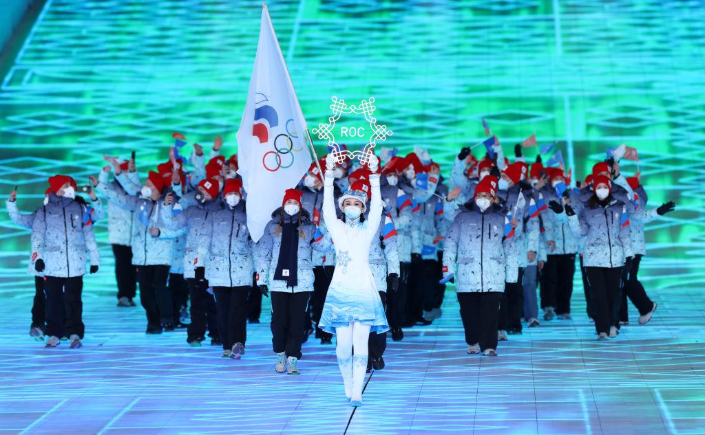 Российские спортсмены на церемонии открытия Олимпиады-2022