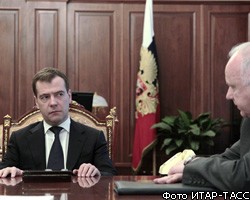 Д.Медведев - главе ФСБ: Надо искать подонков, а не пиариться