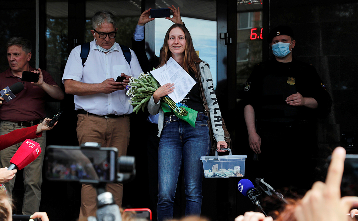 Светлана Прокопьева после судебного заседания в Пскове