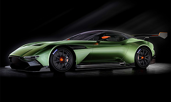 Aston Martin показал трековый спорткар Vulkan до премьеры