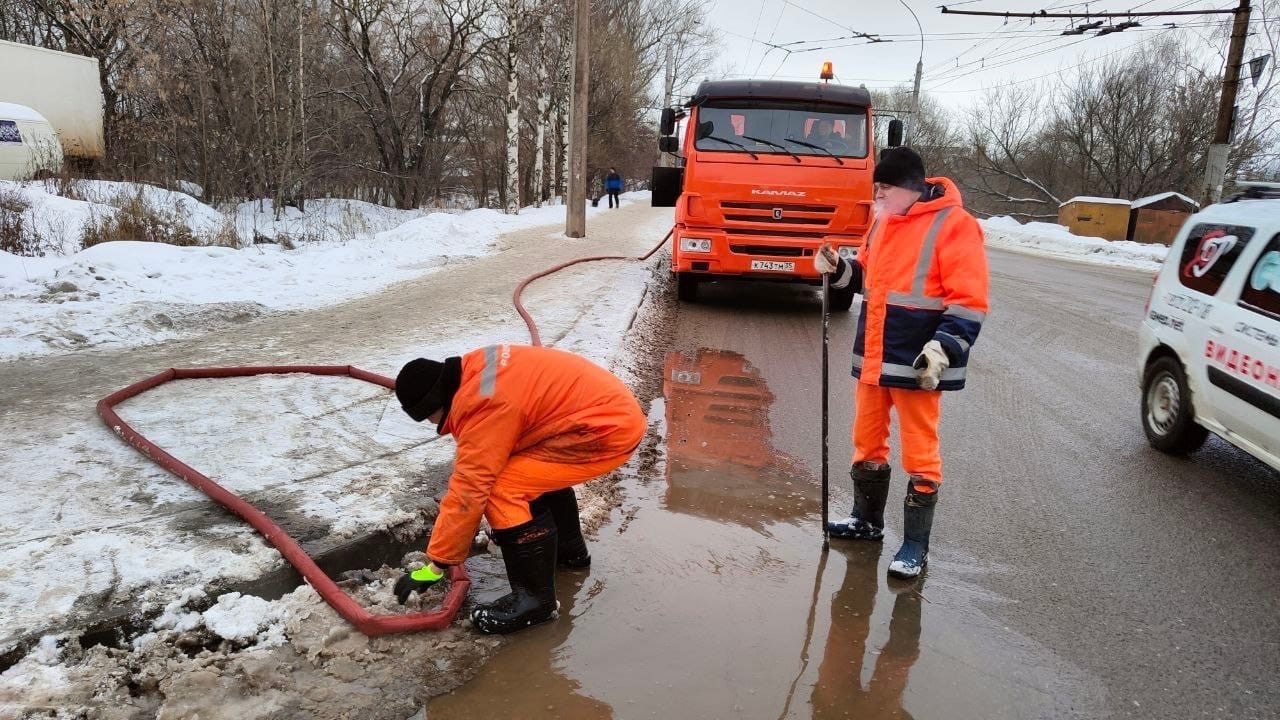 «Задача – не утонуть»: Вологда и Череповец готовятся к подтоплениям