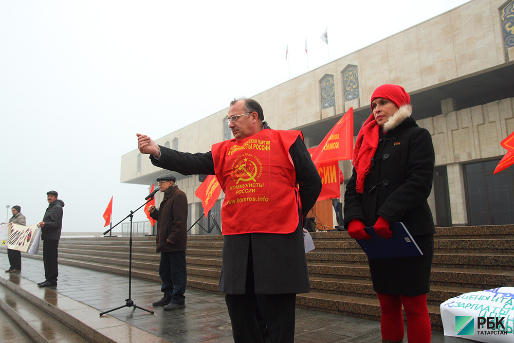Предвыборные страсти: в Казани "красные" пошли на "красных" 