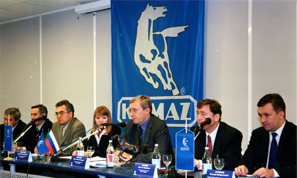 Совет директоров КАМАЗа утвердил бизнес-план компании на 2006г.