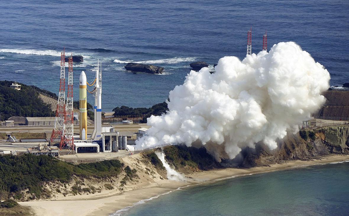 Новая японская ракета-носитель не запустилась из-за проблем с двигателями —  РБК