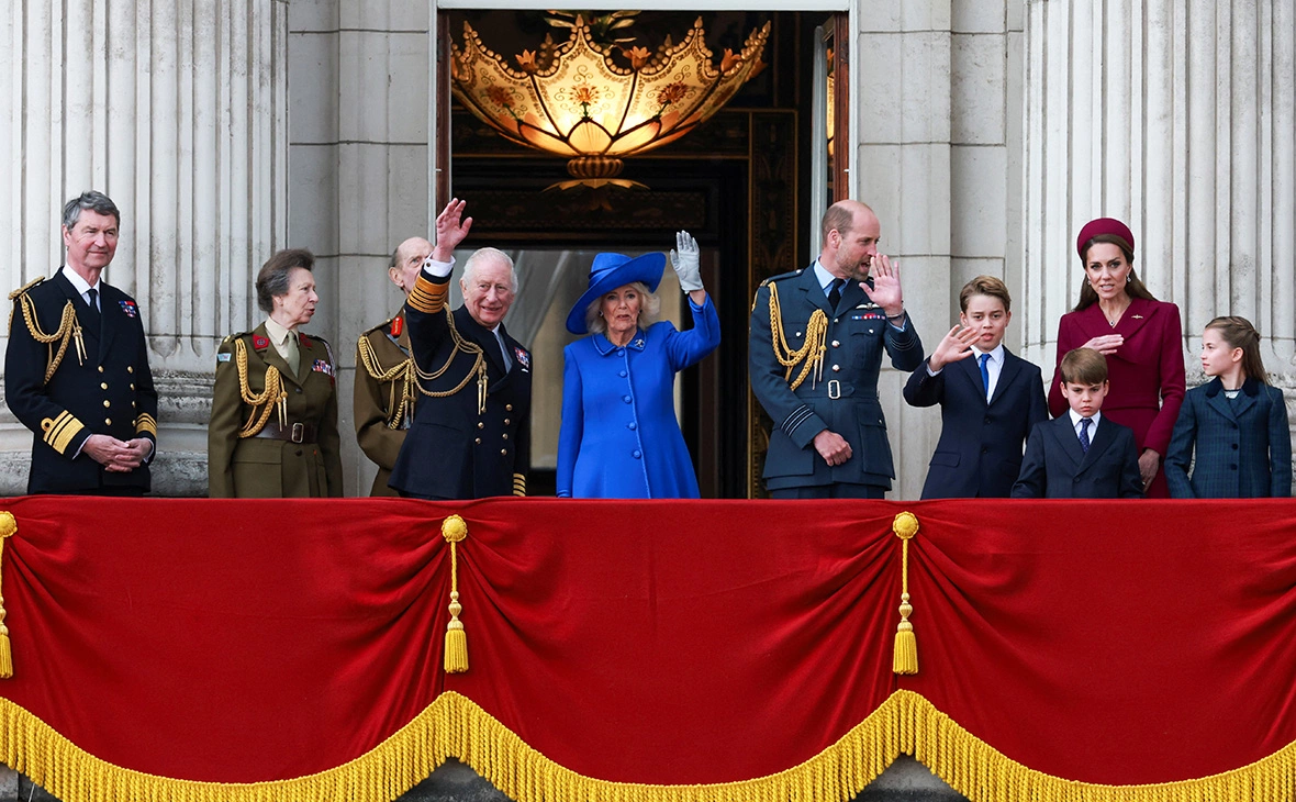 Phil Noble / Reuters