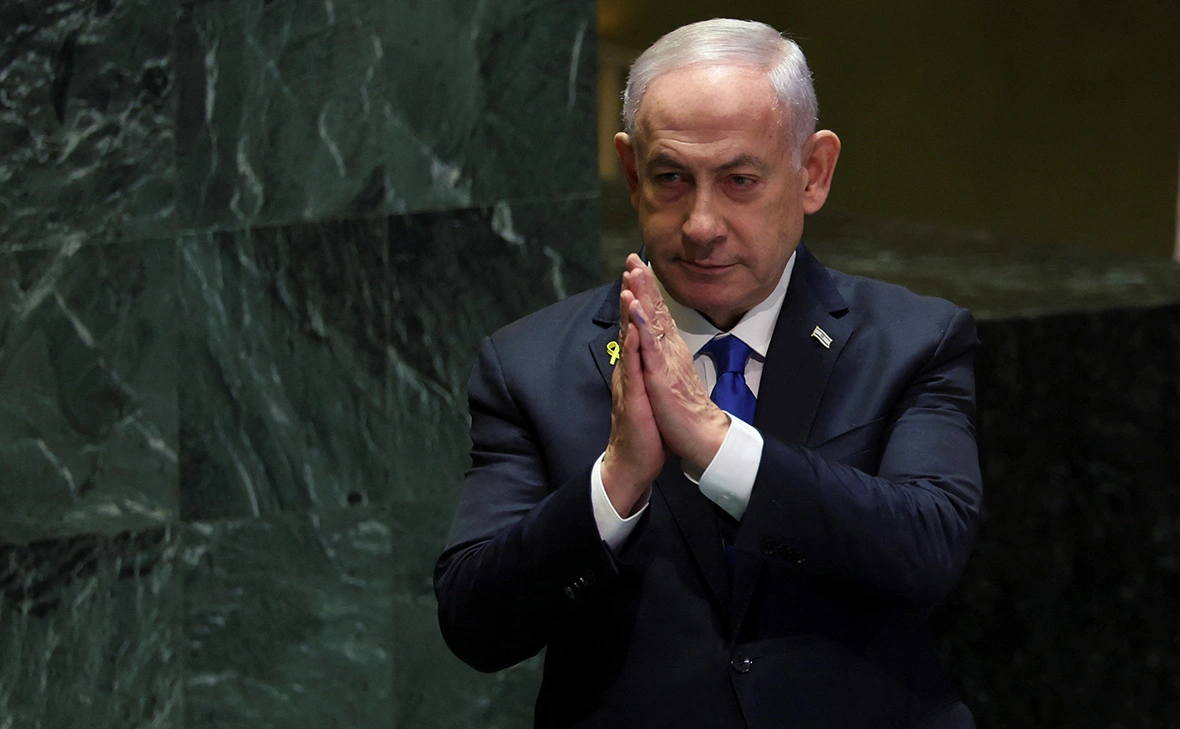 Mike Segar / Reuters