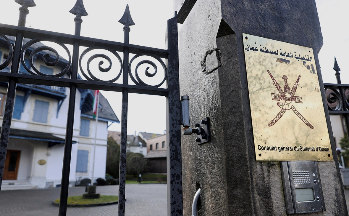 Pierre Albouy / Reuters