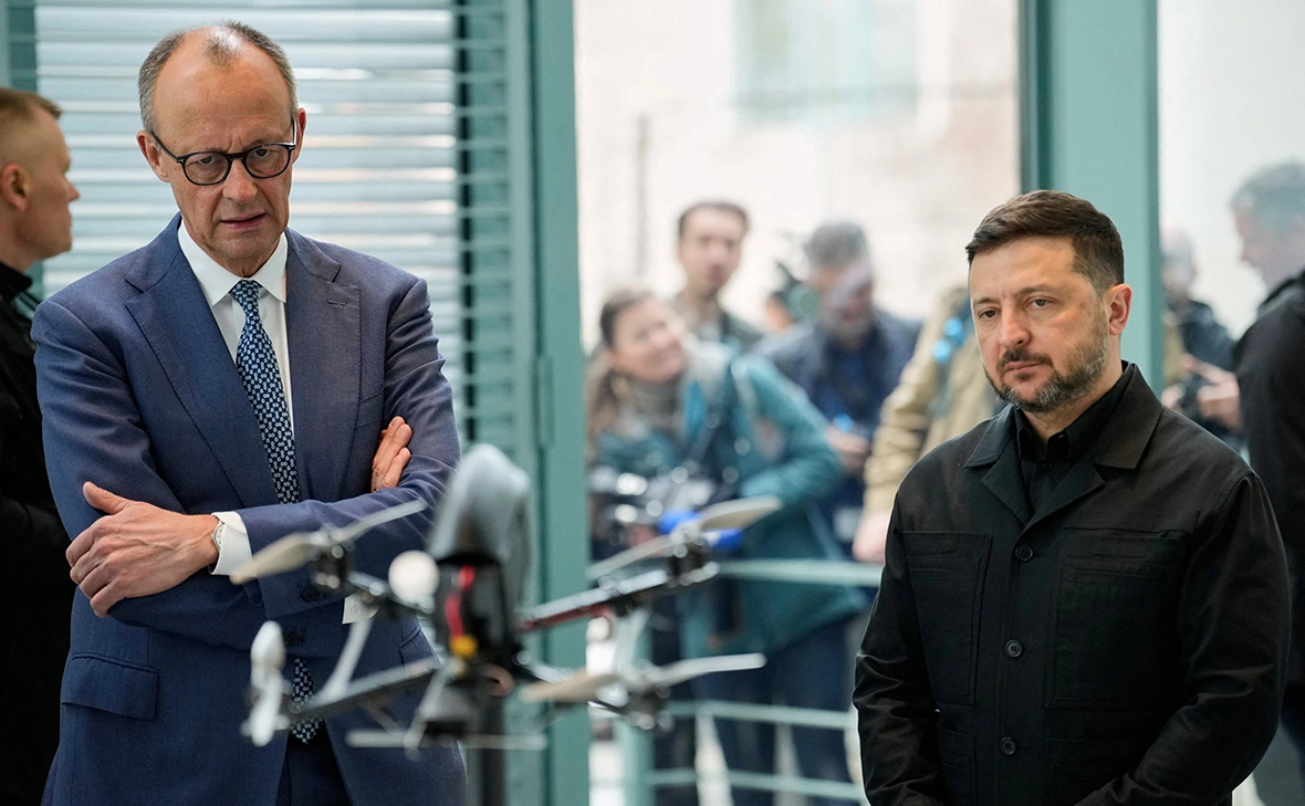 Ebrahim Noroozi / Reuters