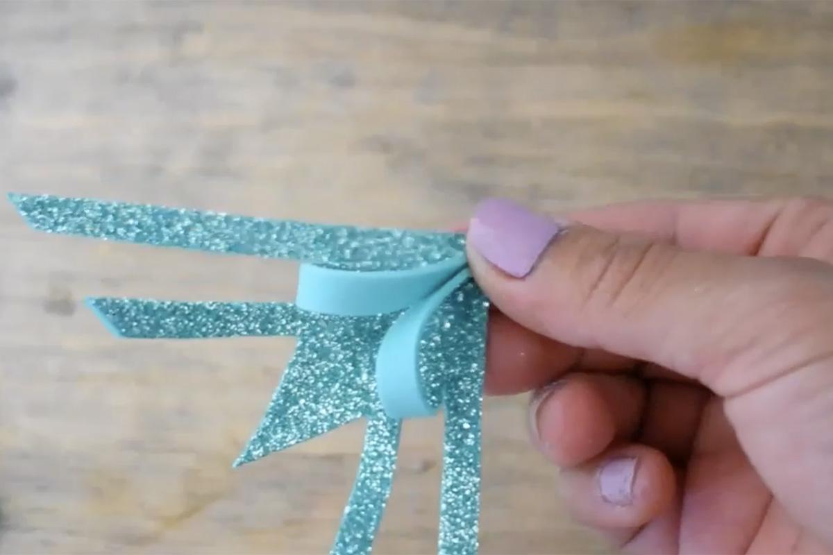 Как сделать снежинку