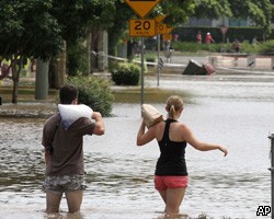 На Австралию надвигается смертоносный циклон: идет эвакуация