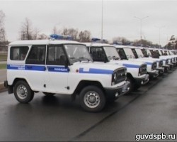 В Петербурге появились первые авто с надписью "полиция"
