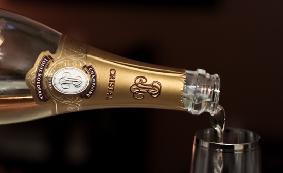Шампанское Perrier Jouet, $6485.
