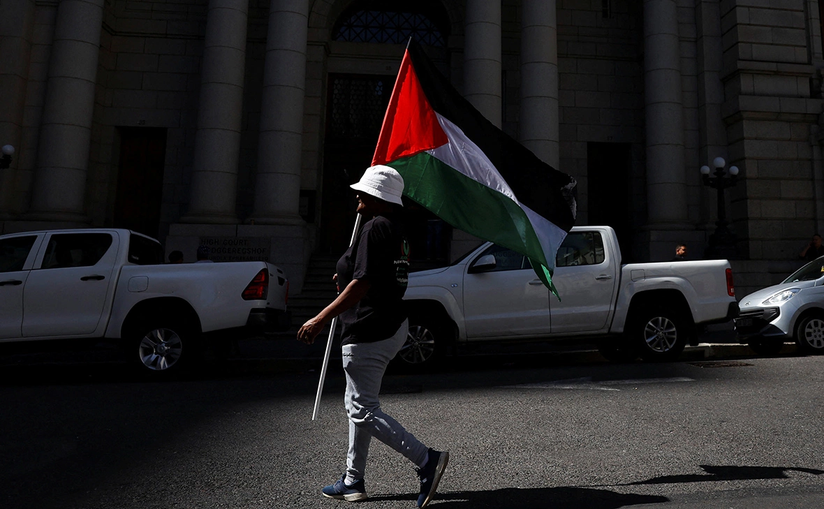 Esa Alexander / Reuters