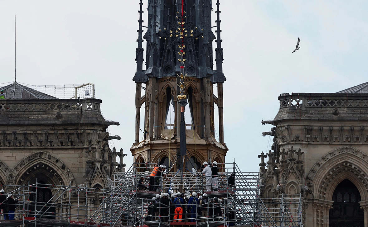 Stephanie Lecocq / Reuters