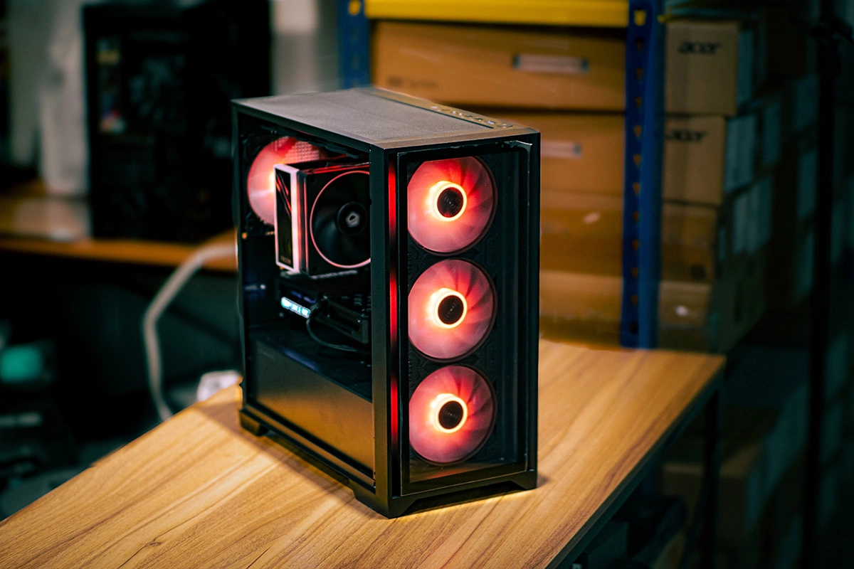 Главная задача системного блока — защита внутренних компонентов ПК