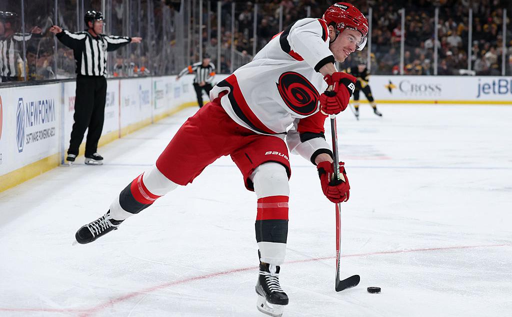 Svečnikov zmagovalec za Carolino proti Winnipegu v NHL